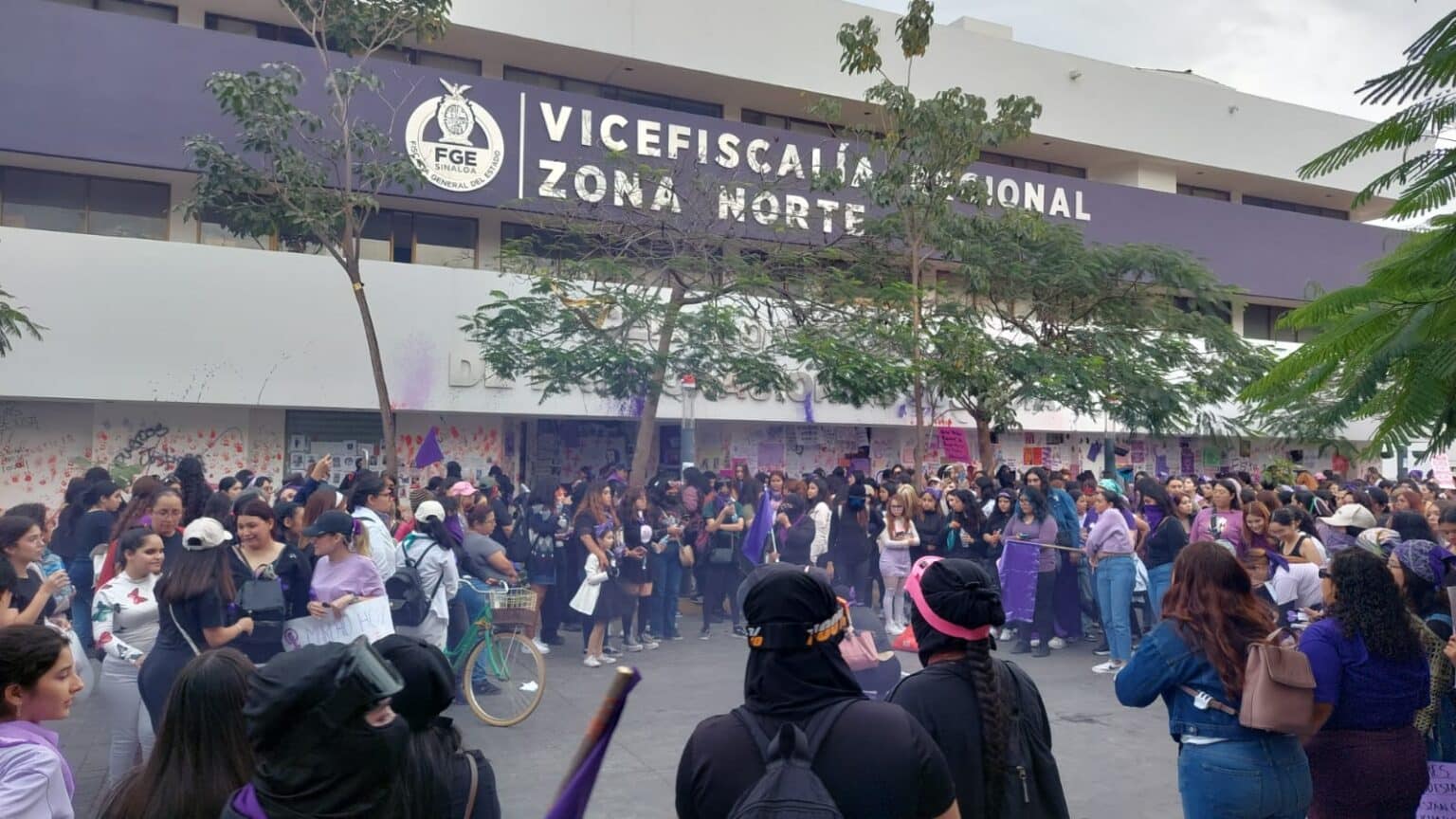 levantados, Los Mochis, mujeres