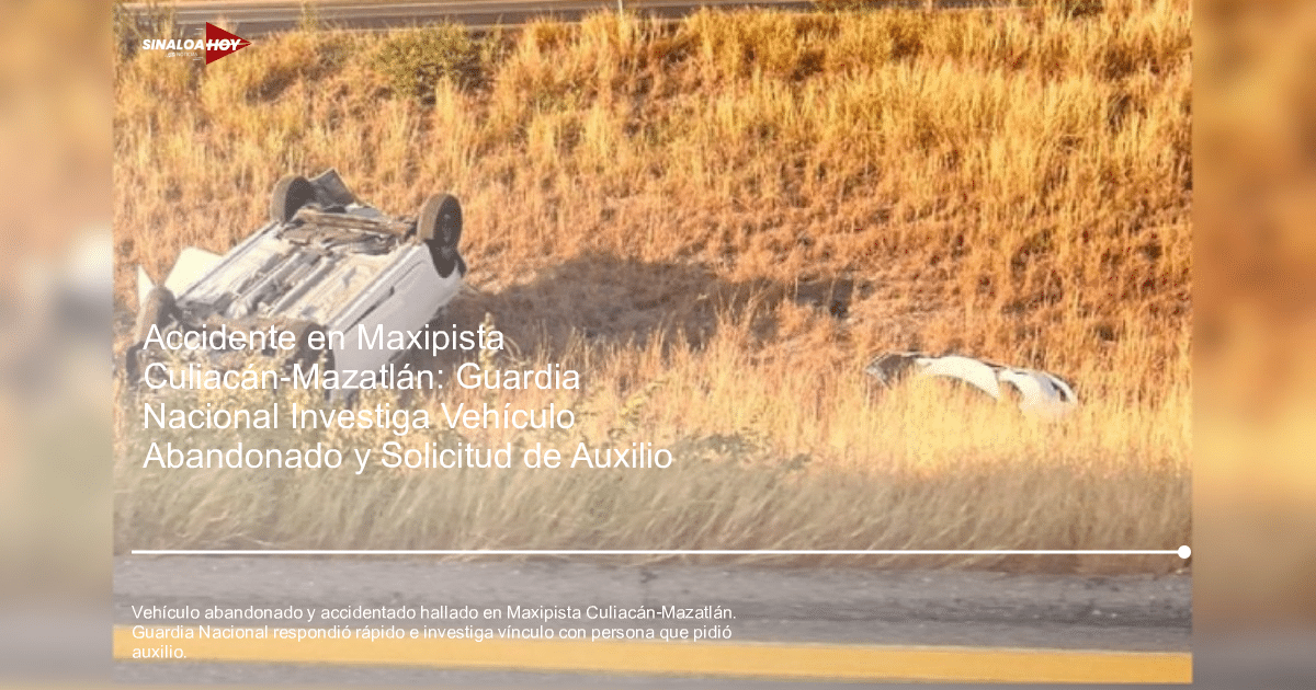 Vehículo volcado en terreno con hierba cerca de carretera, otro coche dañado visible.