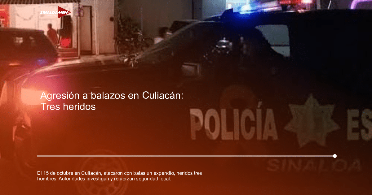Vehículo policial de Sinaloa con luces encendidas en la noche, relacionado con un incidente en Culiacán.
