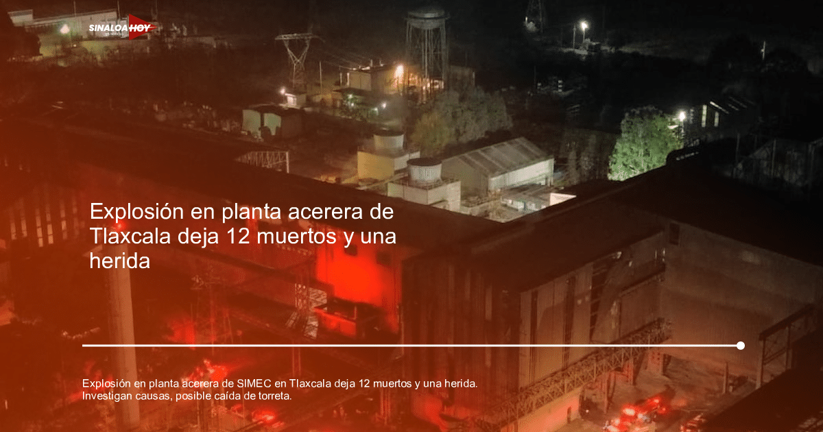 Vista nocturna de una instalación industrial con luces de emergencia tras explosión en SIMEC, Tlaxcala.