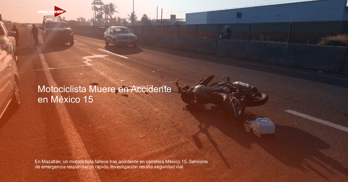 Accidente de motocicleta en la carretera Internacional México 15 con vehículos y personas presentes.