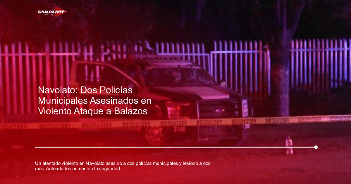 Vehículo de policía municipal dañado con cinta de escena del crimen en Navolato