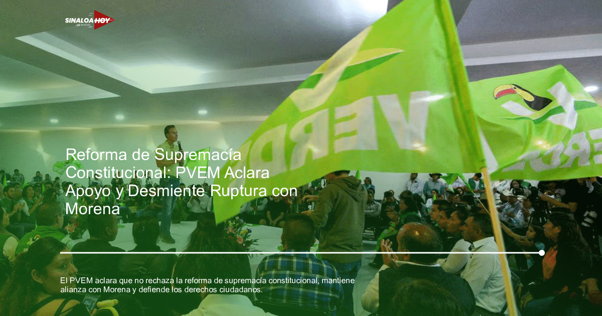 Orador del Partido Verde en México hablando en un evento político con público sosteniendo banderas verdes.