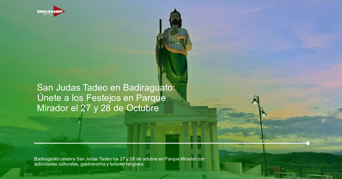 Estatua de Jesucristo al amanecer en Badiraguato con fondo montañoso y cielo colorido.
