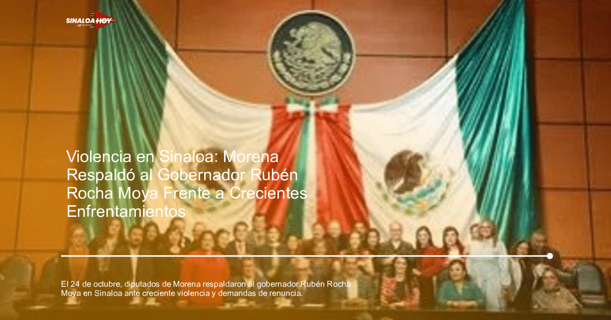 Grupo de personas frente a bandera de México en apoyo a Rubén Rocha Moya