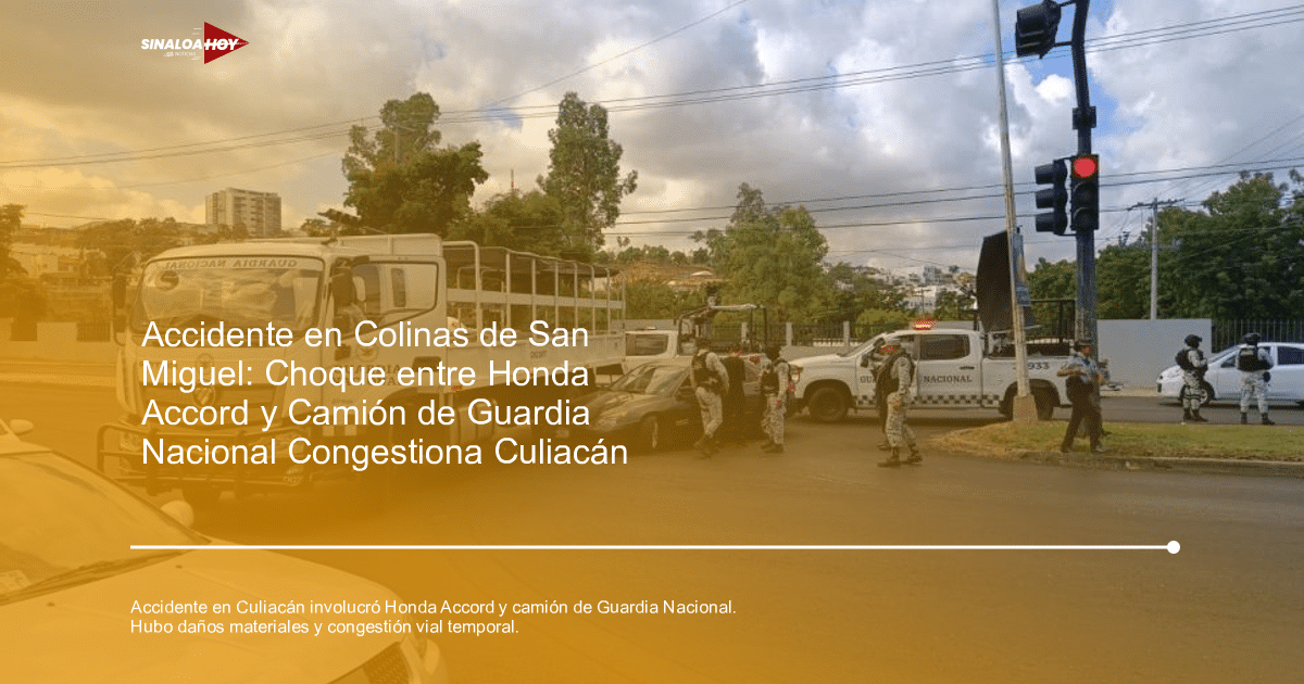 Incidente de seguridad en carretera con camión de la Guardia Nacional y automóvil negro, rodeados de policías.