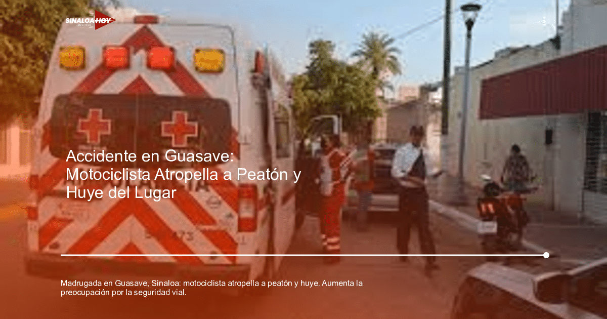 Ambulancia de la Cruz Roja en escena de accidente en Guasave