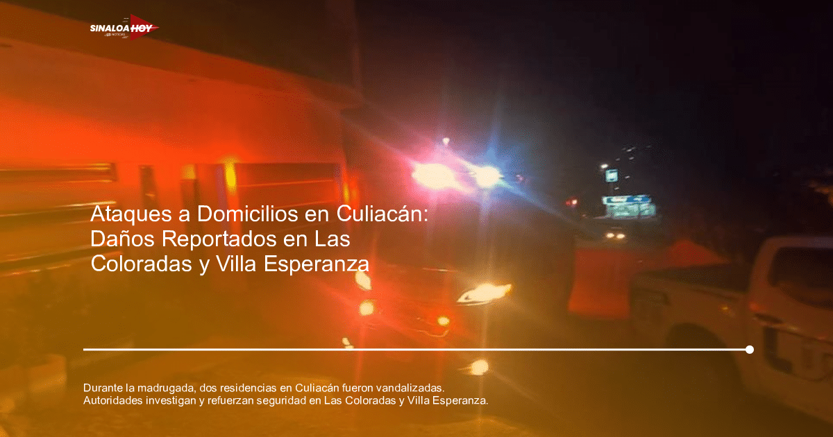Vehículo de emergencia con luces encendidas en Culiacán durante la noche, relacionado con actos vandálicos.
