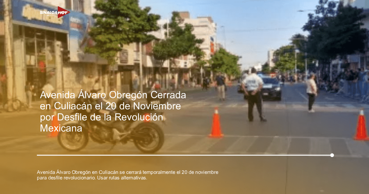 Control de tránsito en avenida Álvaro Obregón con motocicleta de policía y conos de seguridad.