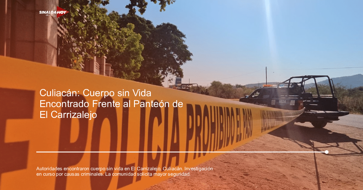 Cinta de advertencia policial y vehículo en escena de crimen en Culiacán