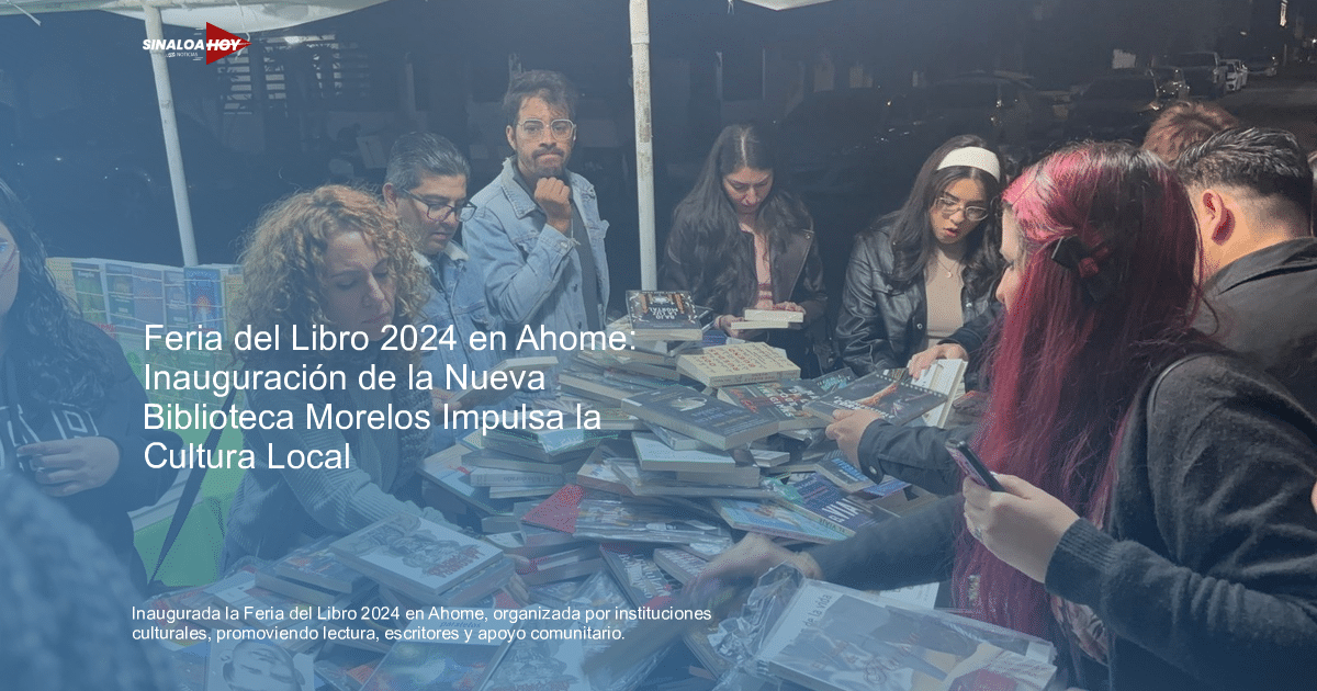 Personas revisando libros en una mesa cubierta por una carpa en la Feria del Libro 2024 en Ahome.