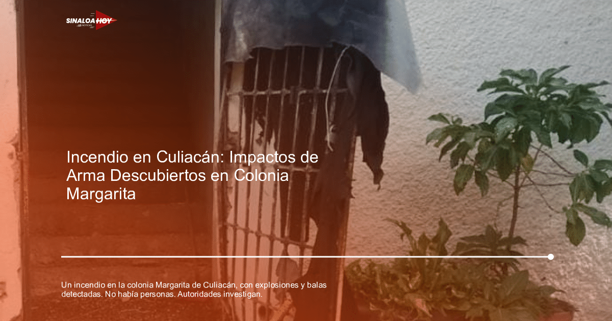 Puerta quemada y dañada en incendio de Culiacán, con escalera y planta en maceta.