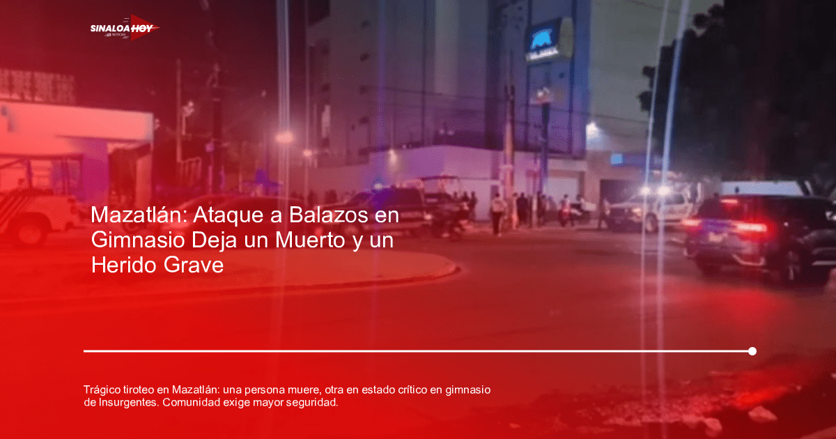 Operativo policial nocturno en Mazatlán con patrullas y luces de emergencia.
