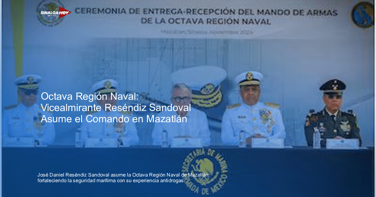 Altos mandos militares en ceremonia de entrega de mando en Mazatlán, noviembre 2021.