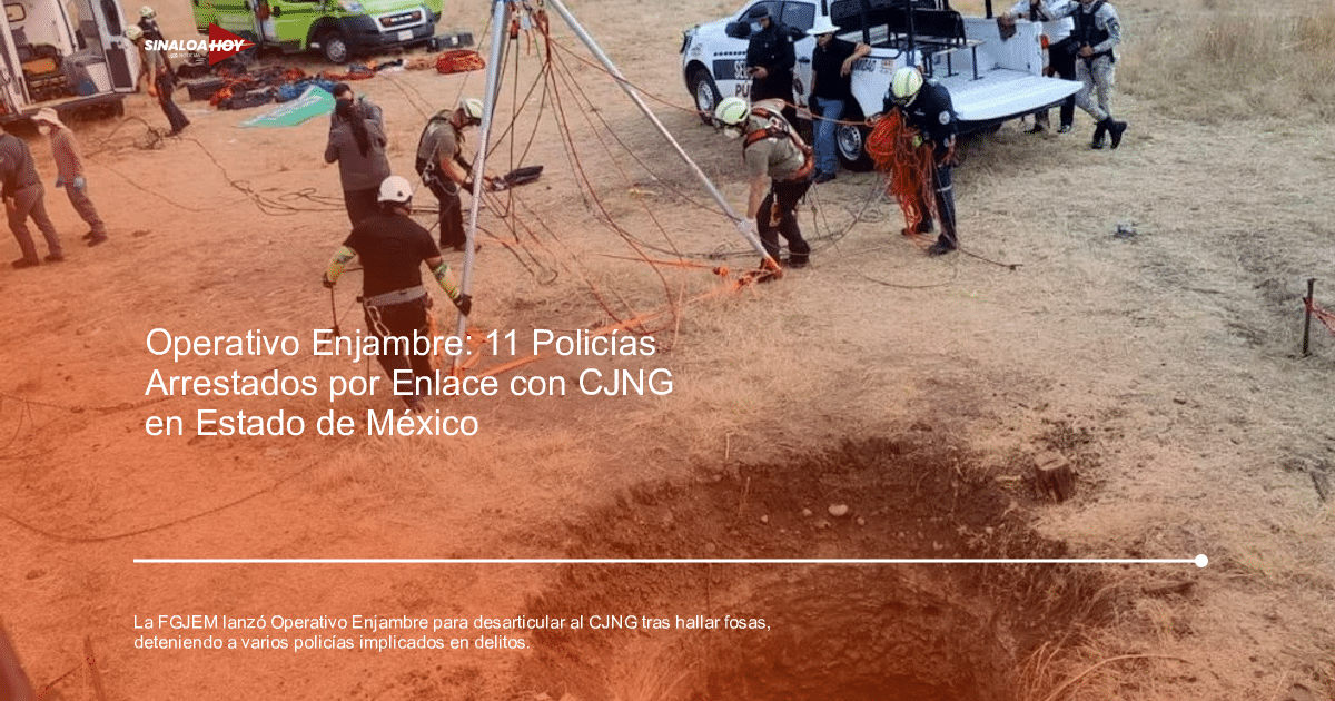 Equipo de rescate en Nicolás Romero durante el Operativo Enjambre, con vehículos de emergencia y personal trabajando en fosas clandestinas.