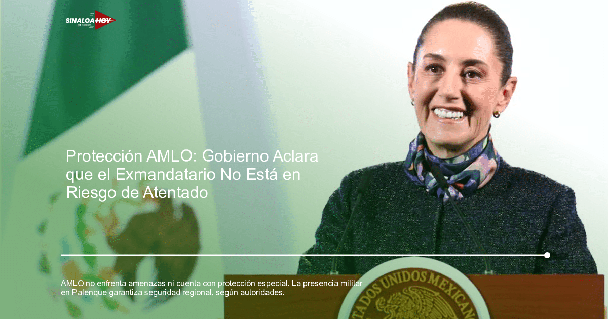 Claudia Sheinbaum hablando en conferencia con bandera de México de fondo