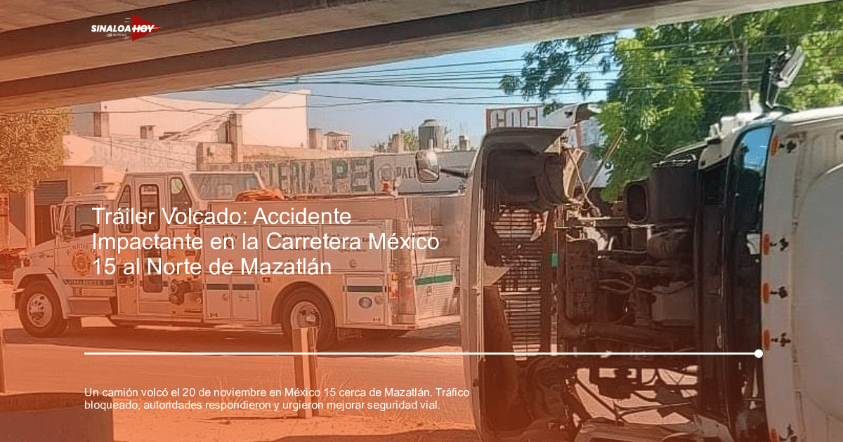 Camión de bomberos junto a vehículo volcado en carretera con edificios y árboles de fondo.