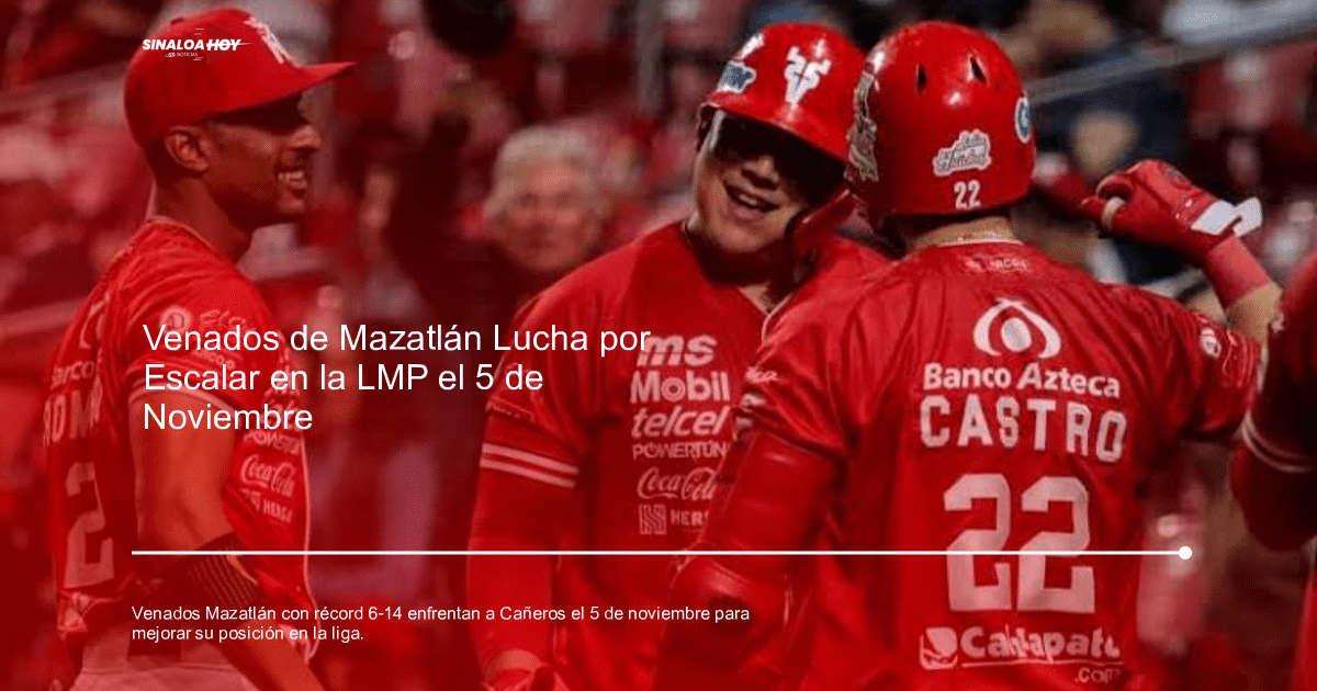 Jugadores de los Venados de Mazatlán celebrando en el campo con camisetas rojas y gorras a juego.