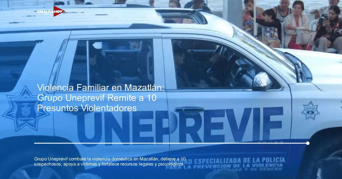 Camioneta de policía UNEPREVIF en Mazatlán con personas observando al fondo