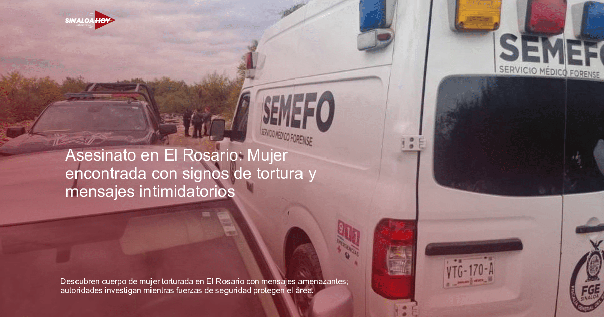 Vehículo del SEMEFO en escena de crimen con auto patrullero y personas en el fondo bajo un cielo nublado.