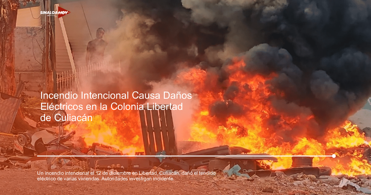 Incendio urbano con llamas y humo negro en Culiacán