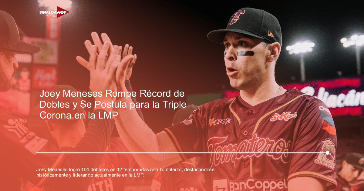 Jugadores de béisbol celebrando en el estadio Tomateros con uniformes marrones y gorras negras.