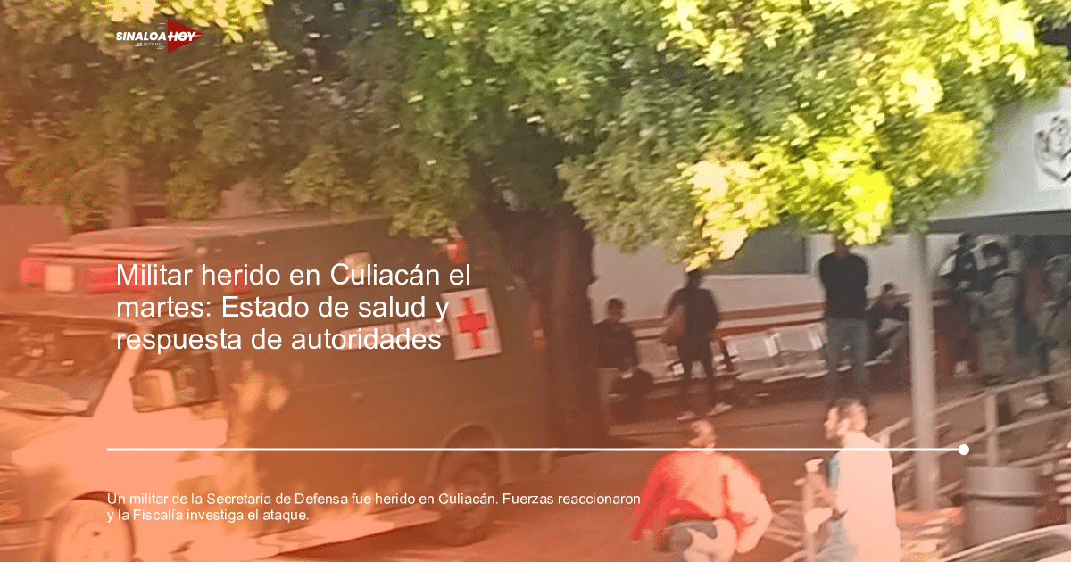 Ambulancia verde con cruz roja estacionada en área urbana, rodeada de personas y árboles, relacionada con incidente en Culiacán.