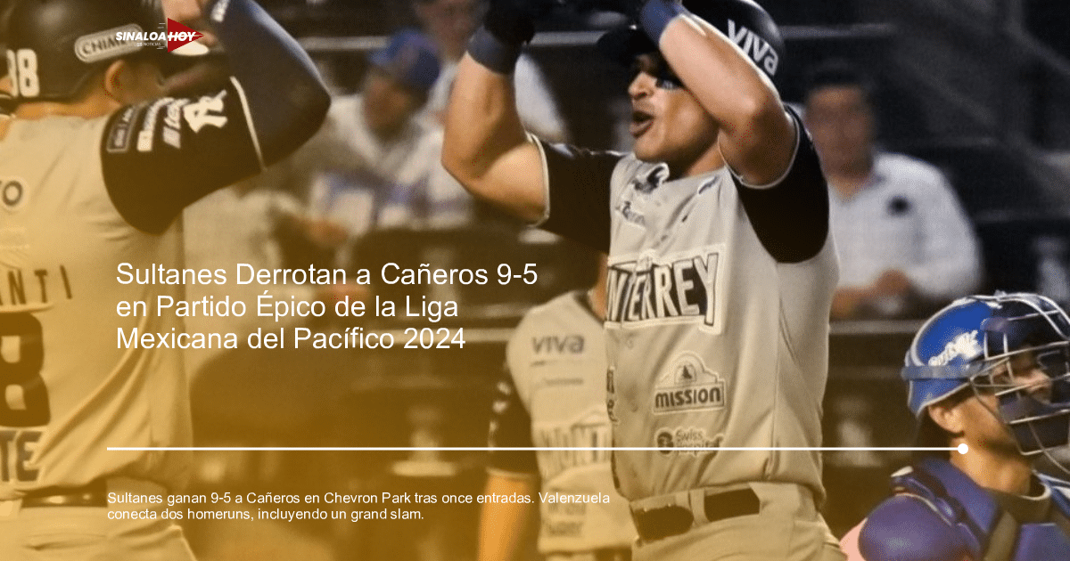 Jugadores de los Sultanes de Monterrey celebran en el campo de béisbol tras una jugada clave, con un catcher visible en primer plano.