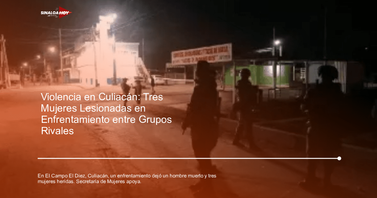 Soldados armados en una calle iluminada durante la noche en Culiacán, con un edificio al fondo y un letrero visible.