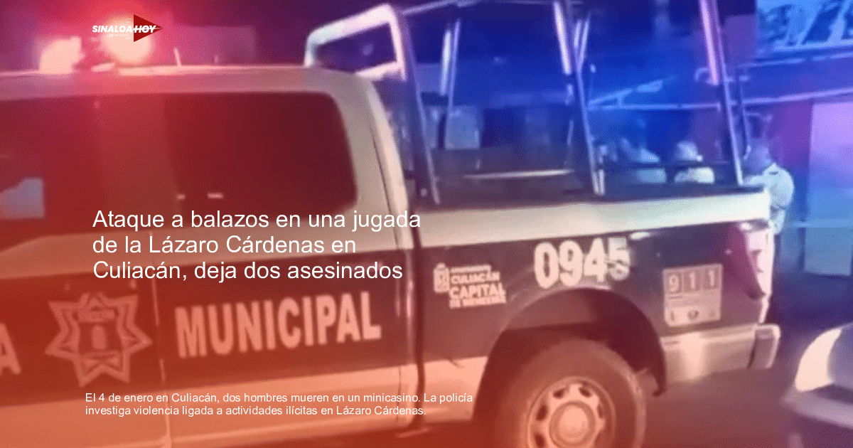 Camioneta de policía municipal con luces de emergencia en operación nocturna en Culiacán.