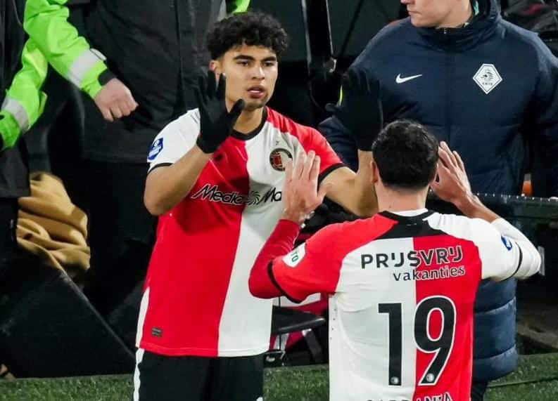 debut, Feyenoord, Fútbol, Jugador Mexicano, Transferencias