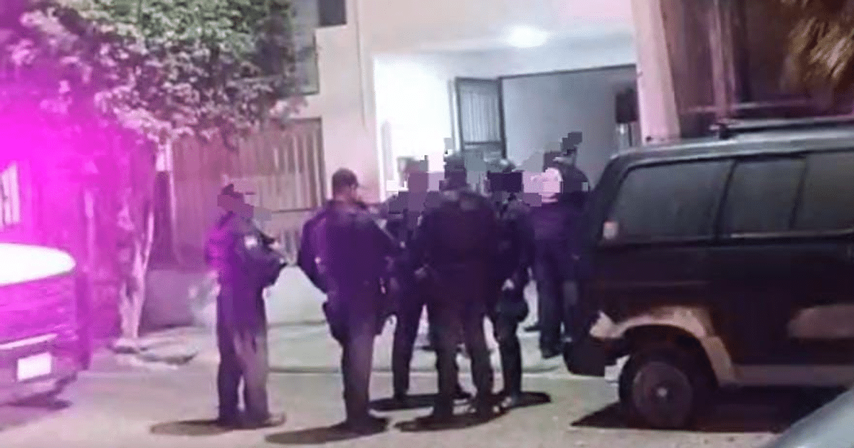 Fuerzas de seguridad y vehículos de emergencia en Sábalo Country, Mazatlán