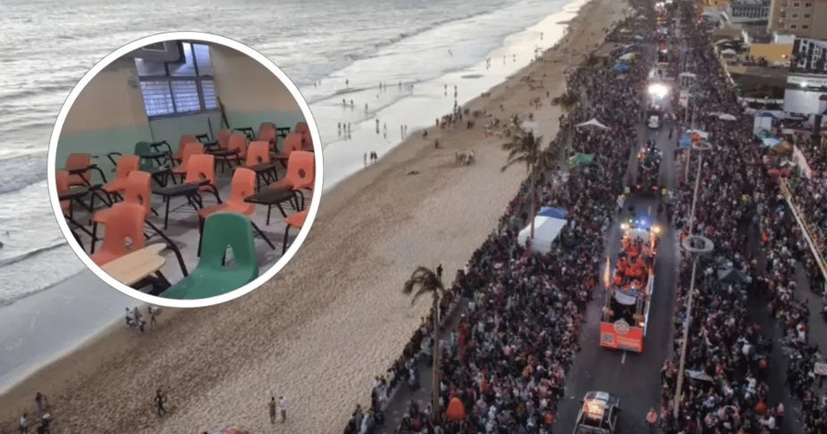 Aula escolar colorida y multitud en la playa durante el Carnaval de Mazatlán