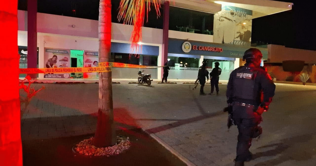 Policías en operativo nocturno en 'El Cangrejito' tras incidente en Culiacán