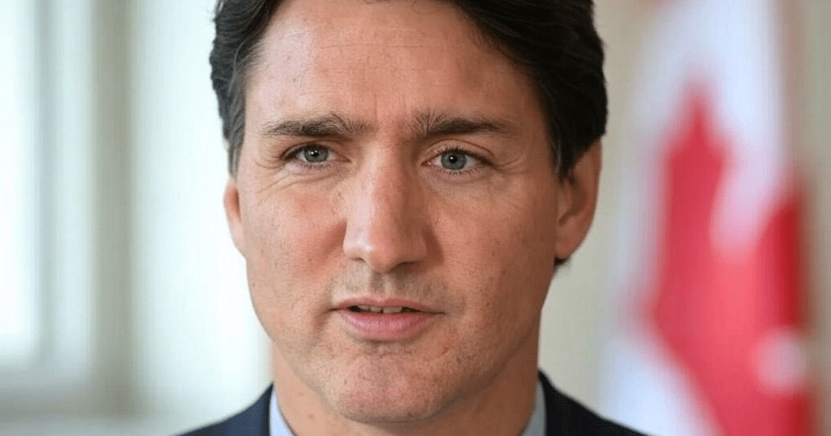 Imagen de una conferencia de prensa sobre medidas de seguridad entre Canadá y Estados Unidos.