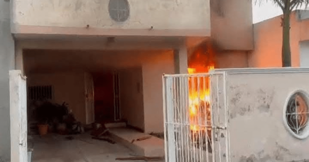 Casa en llamas en Mazatlán debido a acumulación de gas