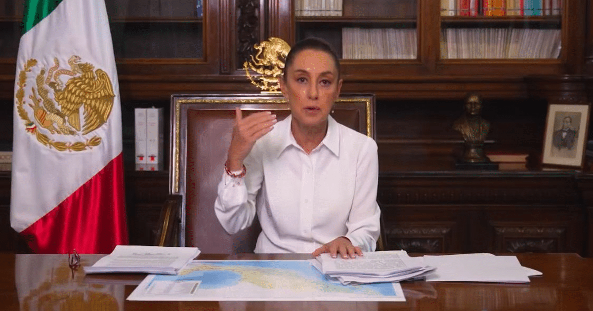 Presidenta Claudia Sheinbaum en su oficina discutiendo aranceles de EE.UU.