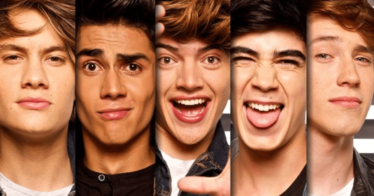 Collage de cinco rostros juveniles con diferentes expresiones faciales, reflejando diversidad y emociones.