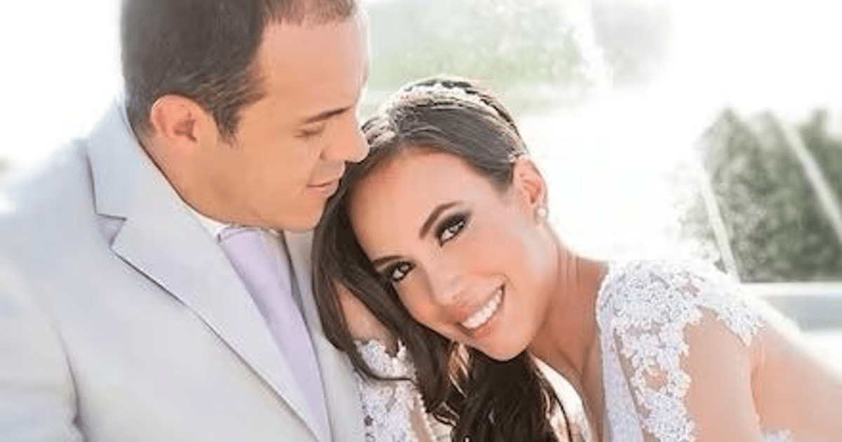 Pareja en una boda, en contraste con la denuncia de agresiones de Natalia Rezende