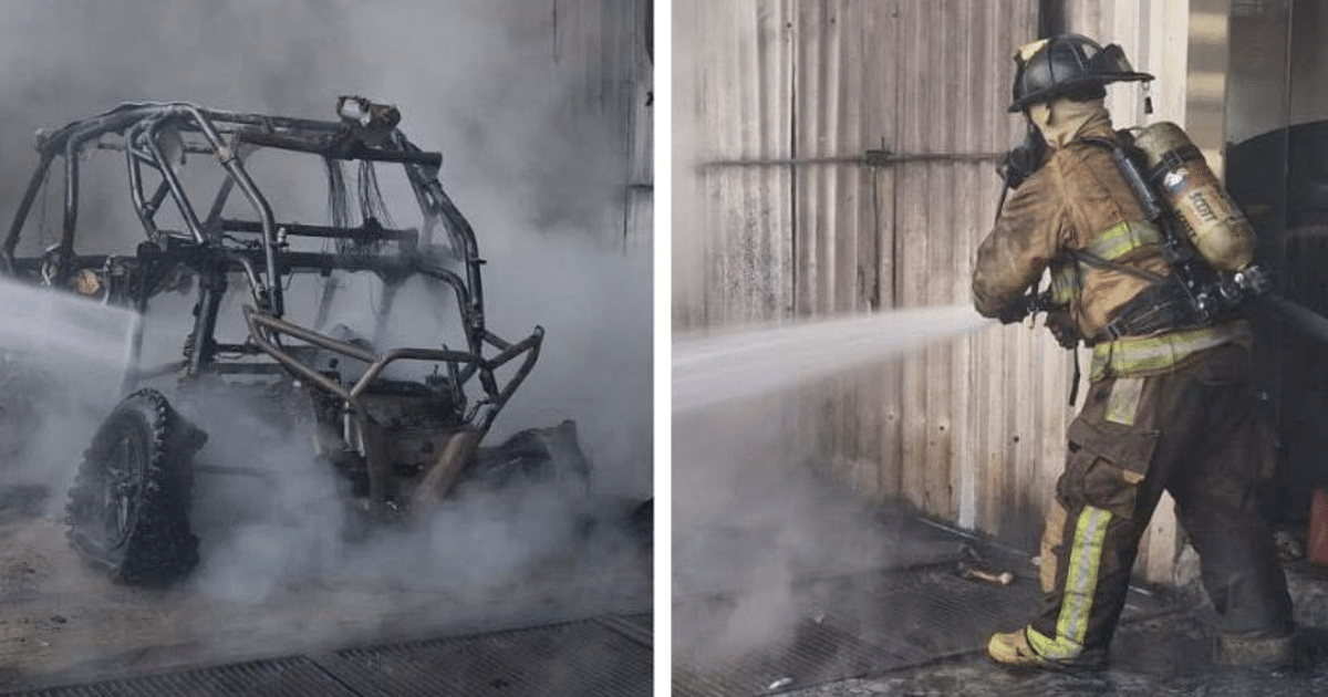 Vehículo carbonizado y bombero apagando incendio en Los Mochis