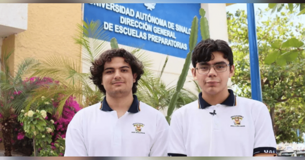 Dos estudiantes de la UAS frente a la Dirección General de Escuelas Preparatorias, destacando en la Olimpiada Nacional de Biología.