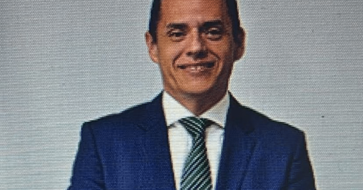 Abogado en traje, vinculado a un ataque armado en Culiacán