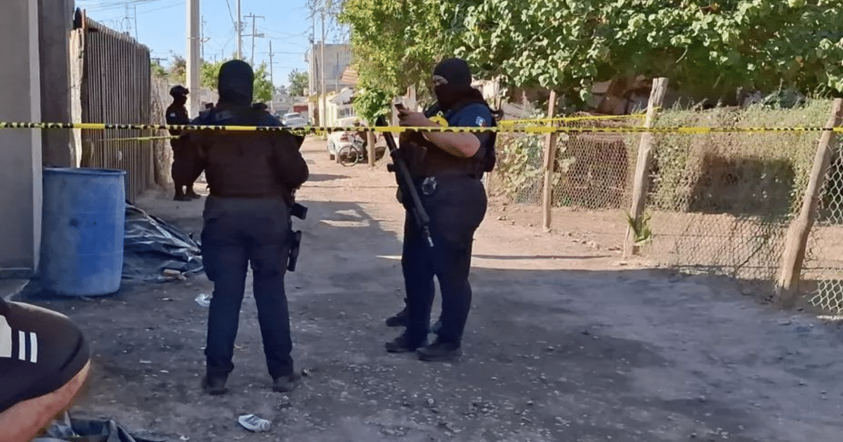 Agentes de seguridad en operativo tras asesinato en Navolato