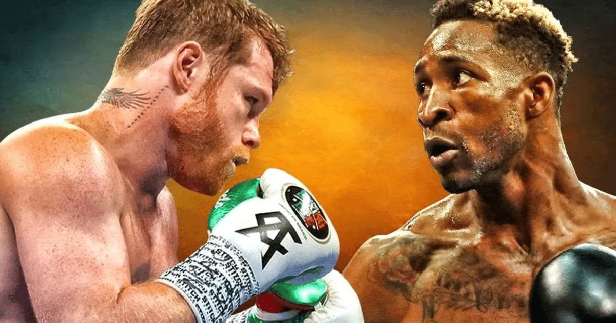 Dos boxeadores en confrontación intensa, listos para la unificación de títulos supermedianos en Riad.