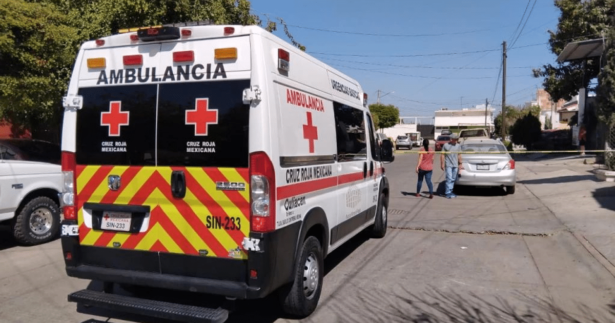 Ambulancia de la Cruz Roja Mexicana en Culiacán tras incidente armado
