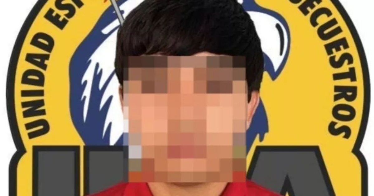 Retrato pixelado de Jesús Alejandro “N” con logo de la Unidad Especializada Antisecuestros en Culiacán.