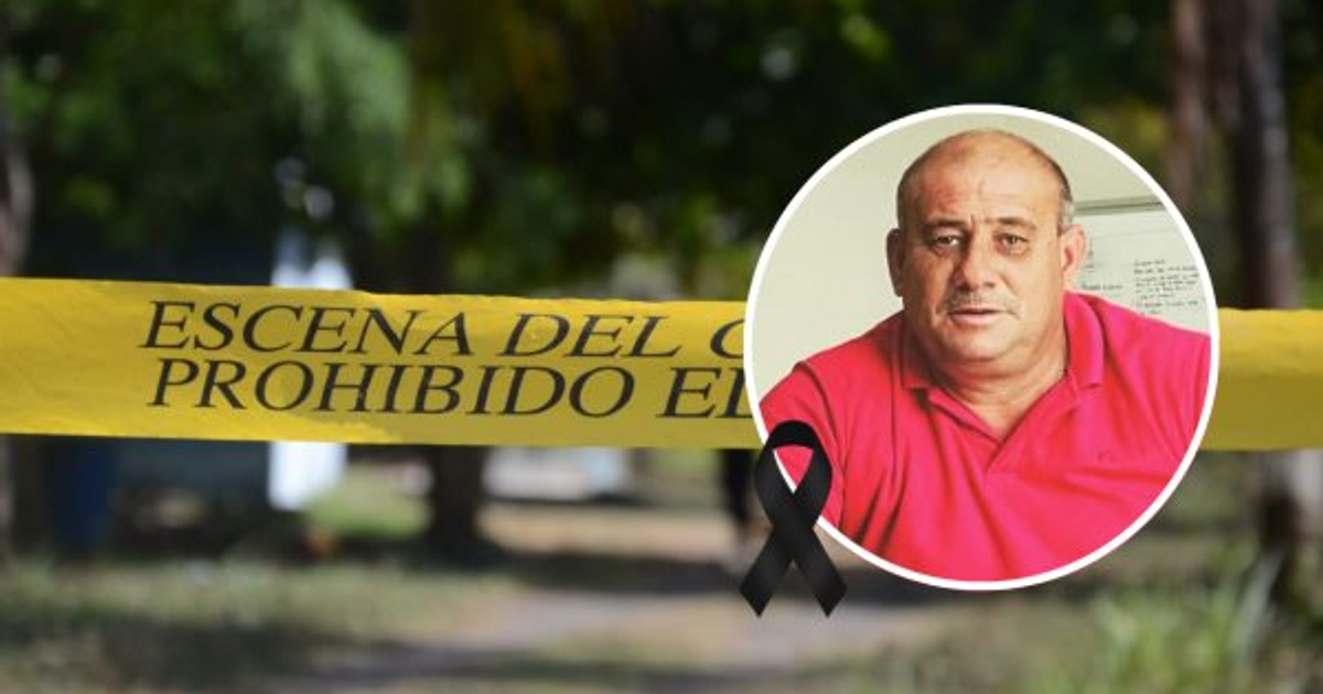 Cinta de escena del crimen y retrato con lazo negro en homenaje al exalcalde asesinado en Veracruz.