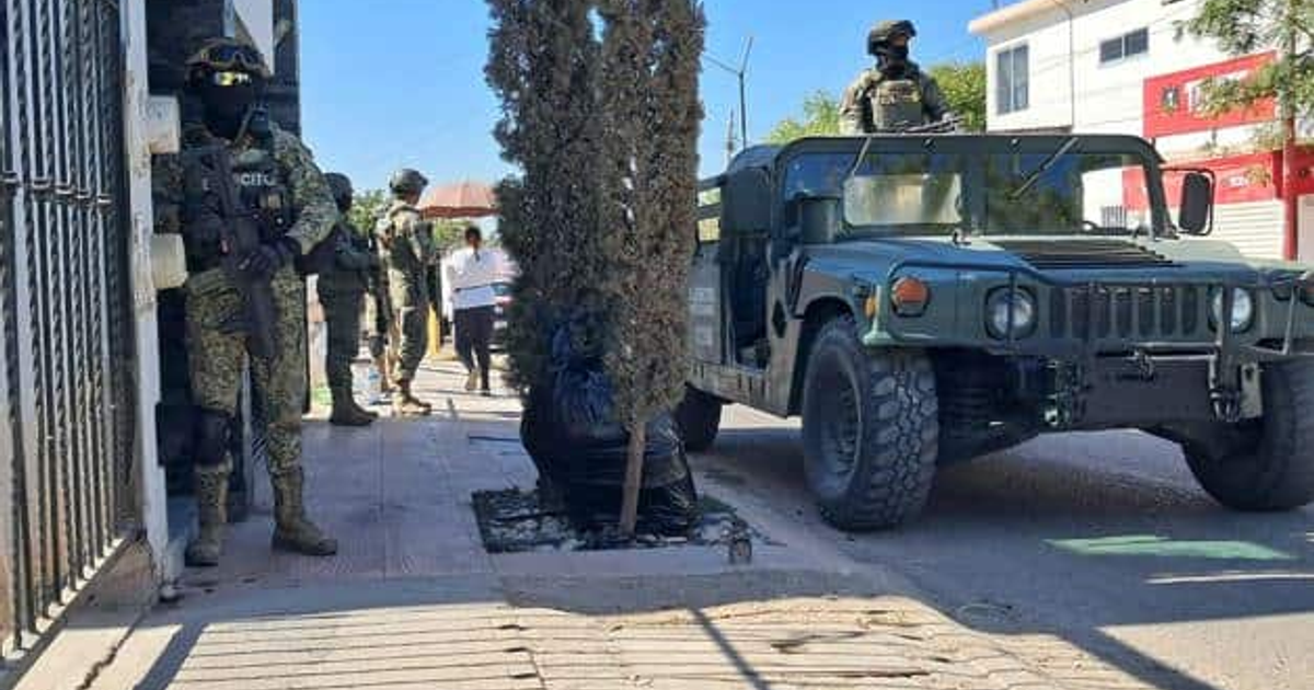 Soldados y Humvee en operativo militar en Culiacán tras ataque armado