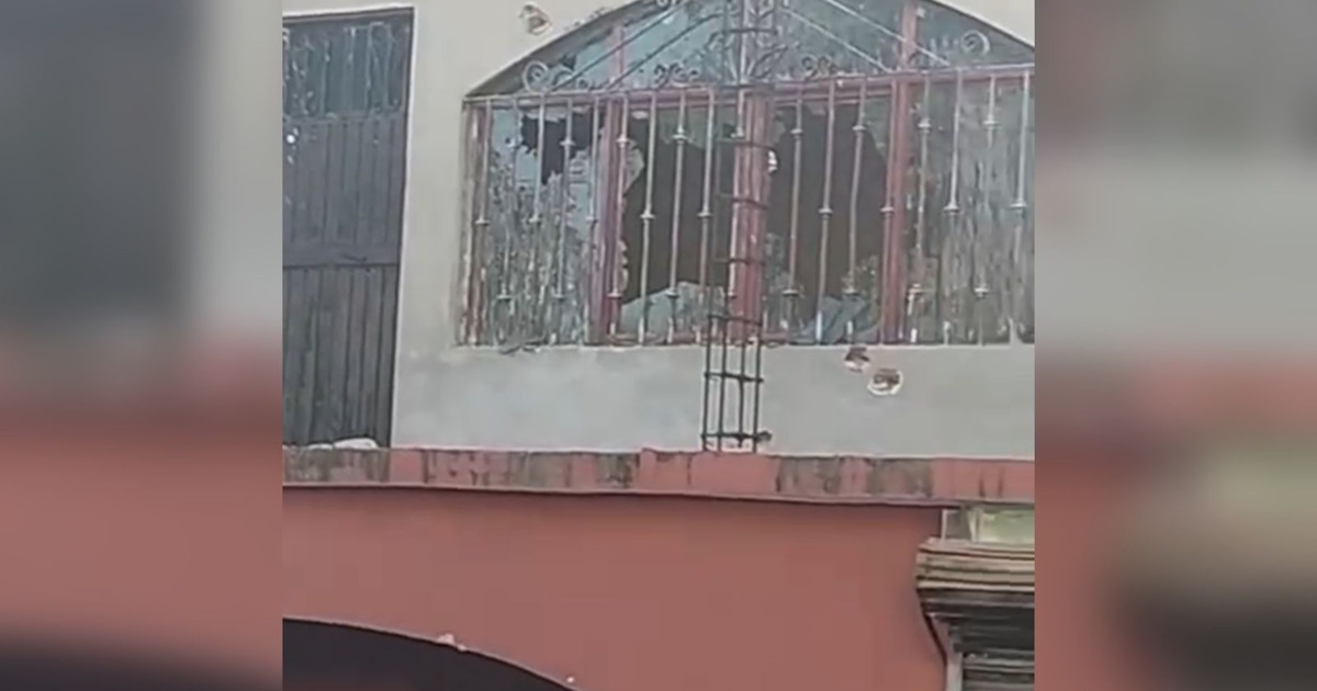 Vivienda en Sinaloa con daños por disparos de arma de fuego