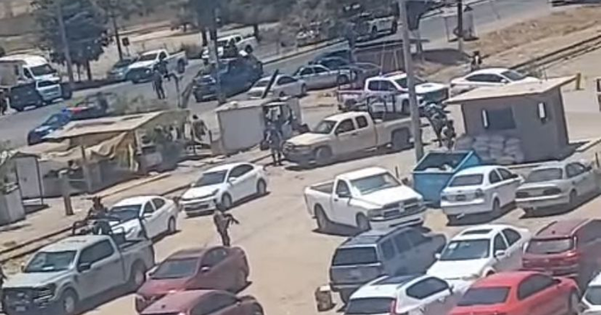 Operativo policial en Culiacán durante motín en penal de Aguaruto